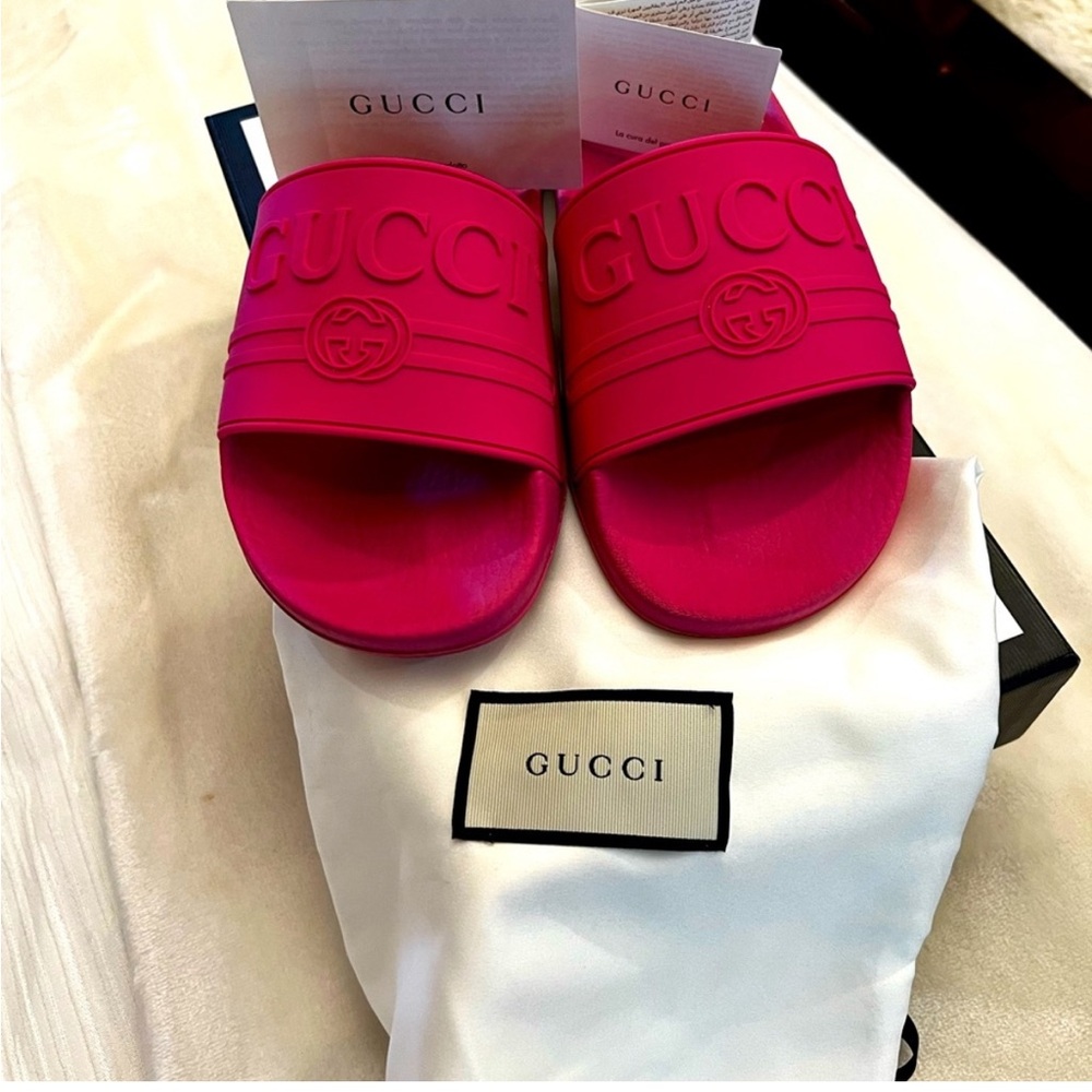 Gucci Fushia Pink Rubber Slide Sandals | Size 38 | Worn Once | W/ Box & Extras